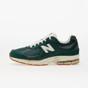 New Balance 2002R "Nightwatch Green" M2002RVI