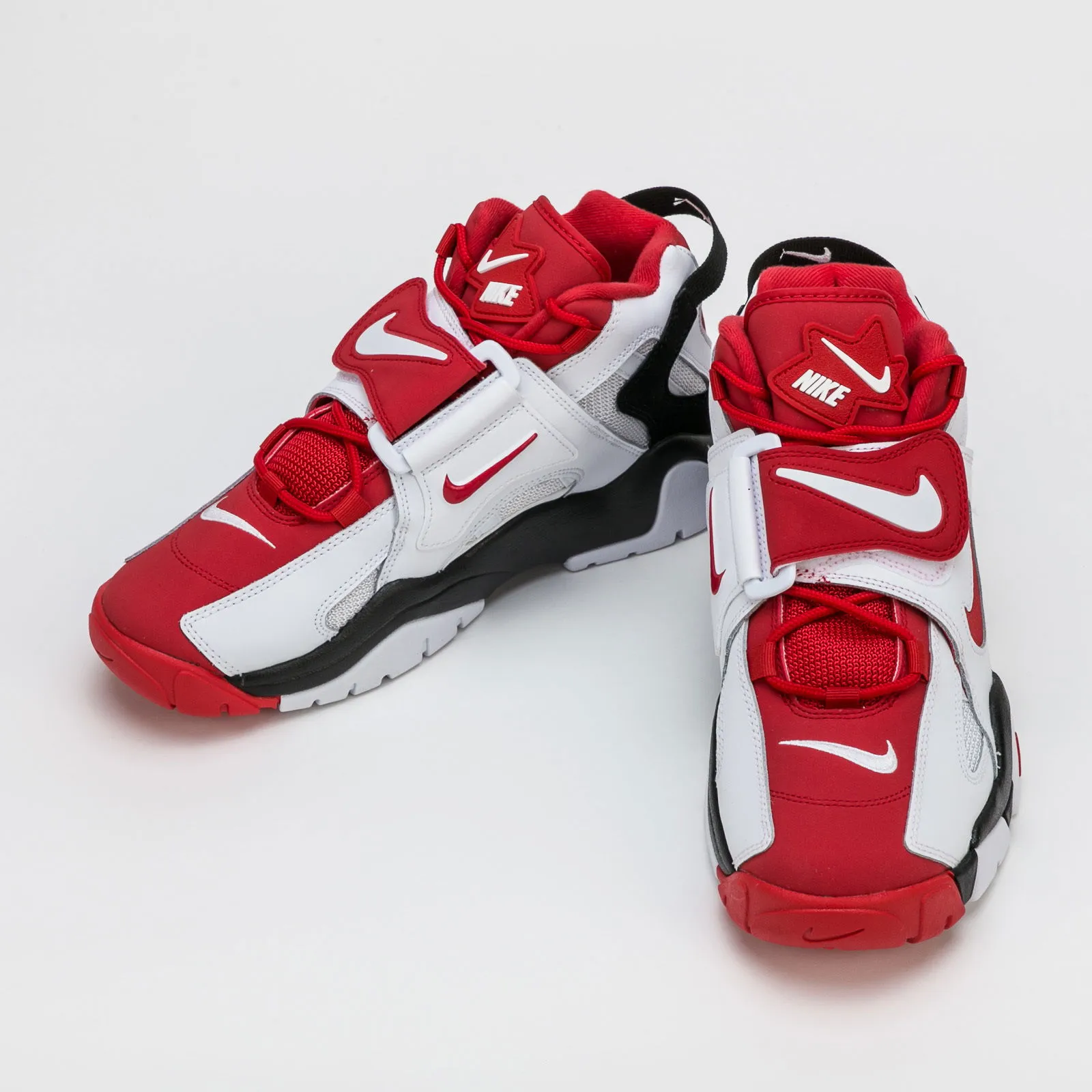Nike Air Barrage Mid AT7847-102